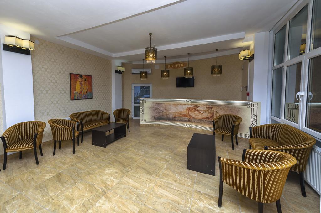 Sara'S Sons Hotel Baile Herculane Luaran gambar