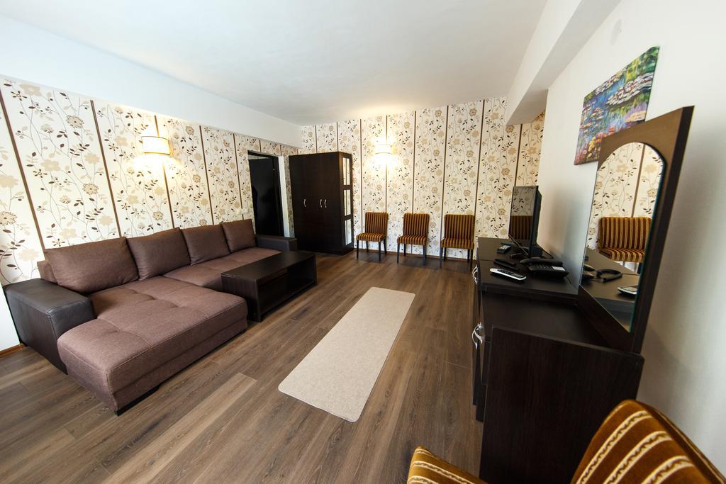 Sara'S Sons Hotel Baile Herculane Luaran gambar