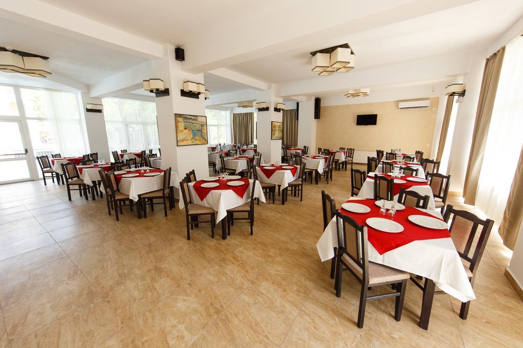 Sara'S Sons Hotel Baile Herculane Luaran gambar
